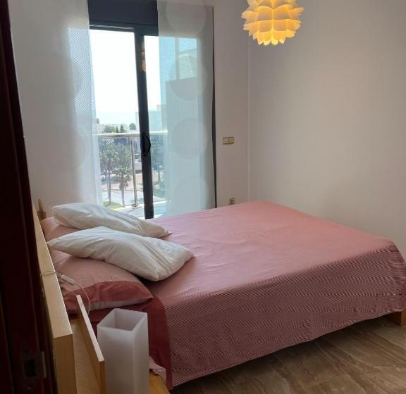 Apartamento, Piscina Y Jardín