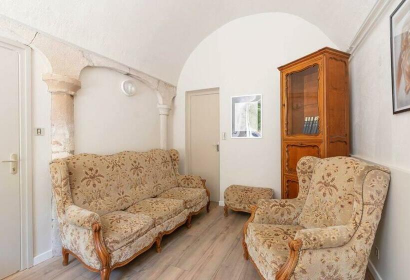 Cabana & Le Gîte Du Château   Proche Mâcon Nord