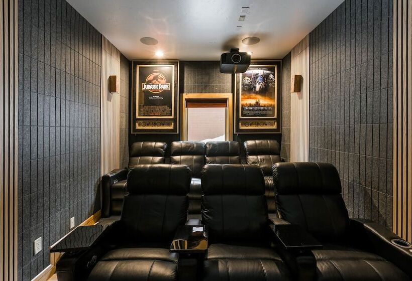 Coyote Moon By Avantstay Cabin Wsauna Mins From Dt Truckee & Northstar