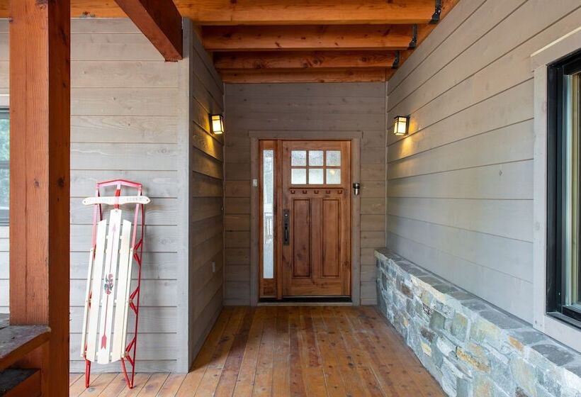 Coyote Moon By Avantstay Cabin Wsauna Mins From Dt Truckee & Northstar