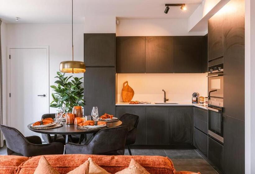 Cozy Apartment A Stone S Throw From The Beach