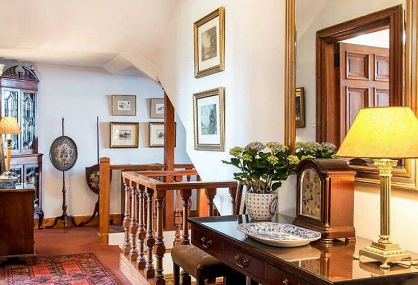 Dhucraig, 48 The Scores