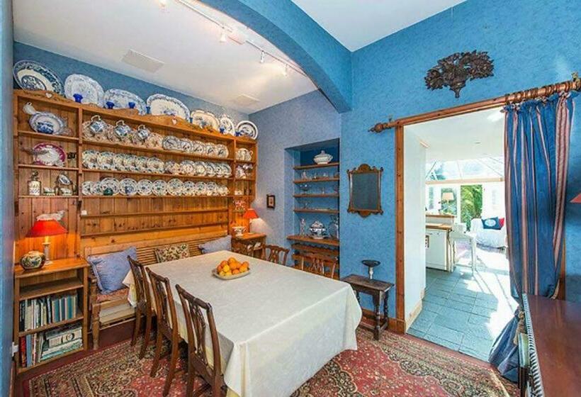 Dhucraig, 48 The Scores