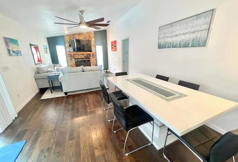 Dream Vacation Home W Heated Pool Close To Beaches Clearwater St Pete Sleeps 14