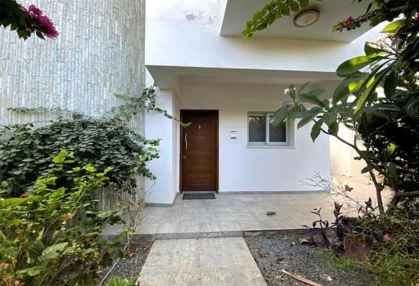 Pearl Villa