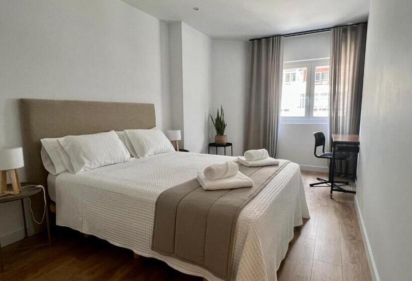 Piso Exclusivo En Vigo Céntrico, Negocios, Confort