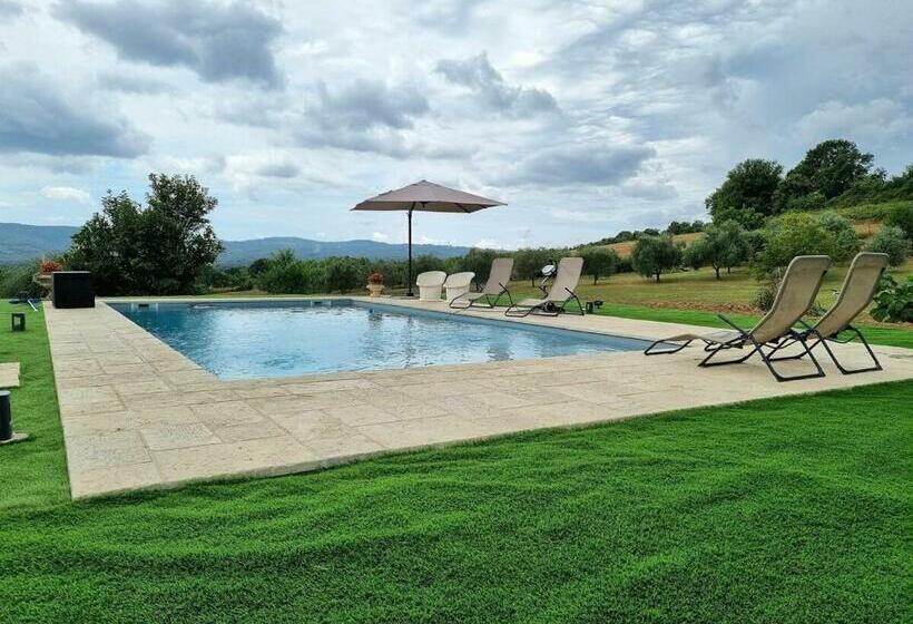 Roman Villa With Private Pool And Park