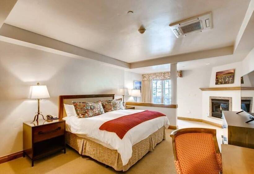 Vail Village King Hotel Room