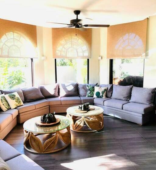 Villa Maha With Private Pool