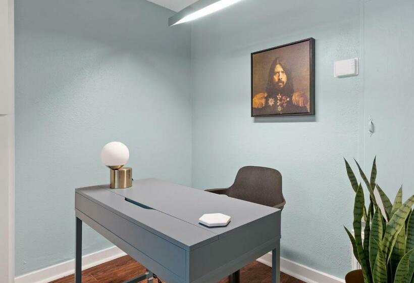 Abode Houston Norfolk