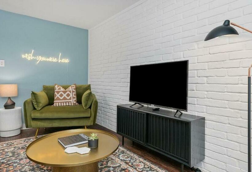 Abode Houston Norfolk