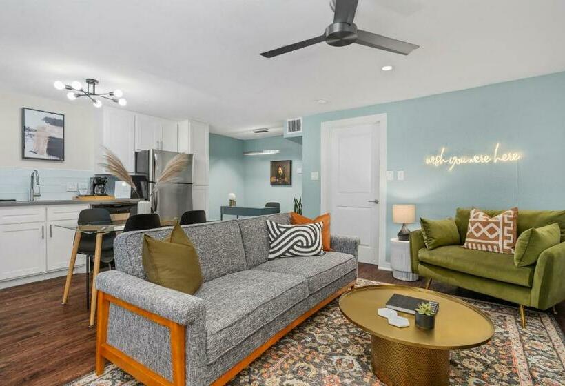 Abode Houston Norfolk