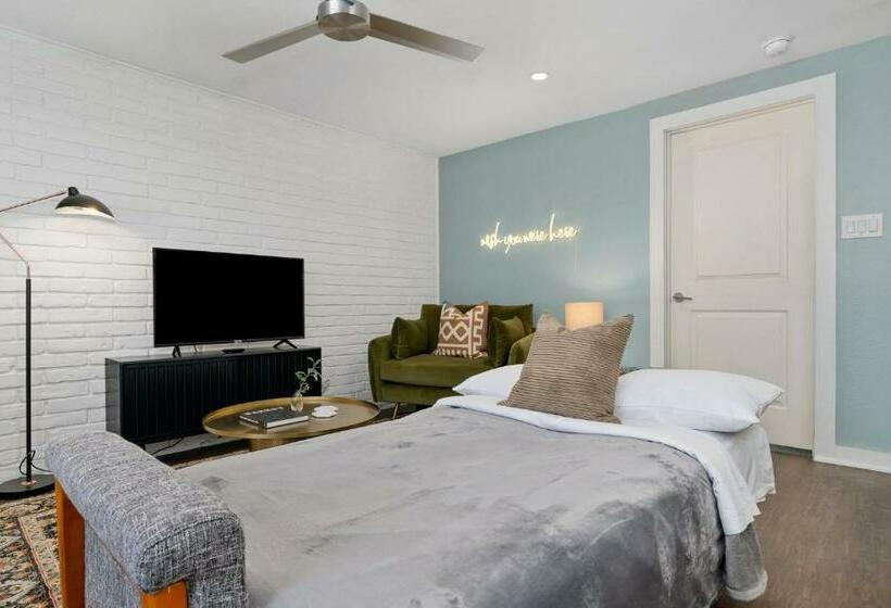 Abode Houston Norfolk