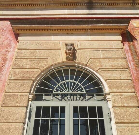 Antique Villa, Casa Rosa   3 Bed, 2 Bath With Pool