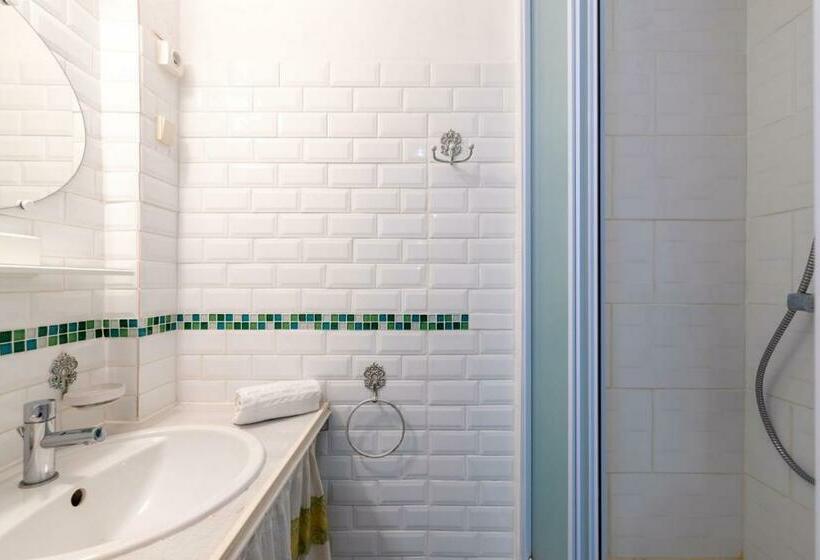 Appartement Avec Terrasse Proche De La Plage