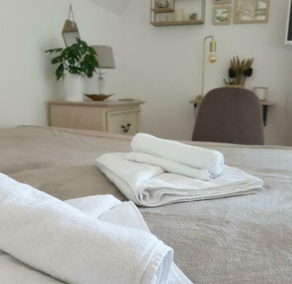 Chez Romy Studio équipé Avec Wifi Proche Plage Deauville