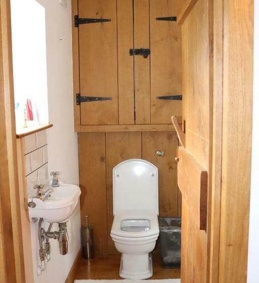 Delightful 4bd Home Full Of Flair Edenbridge Kent