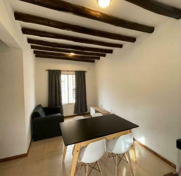 Departamento Fco Moyano, 6ta Seccion. Amueblado