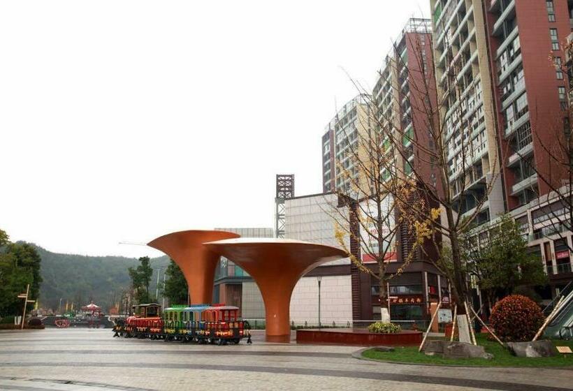 فندق 7 Days Guiyang North Station