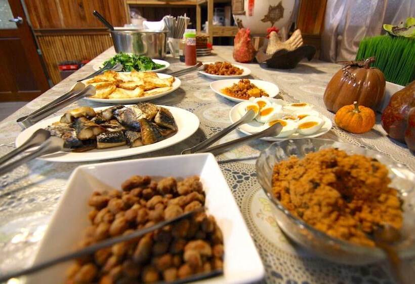 هتل H& Alishan Sunrise B&b