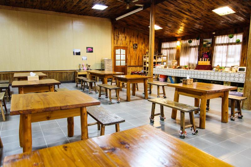 هتل H& Alishan Sunrise B&b