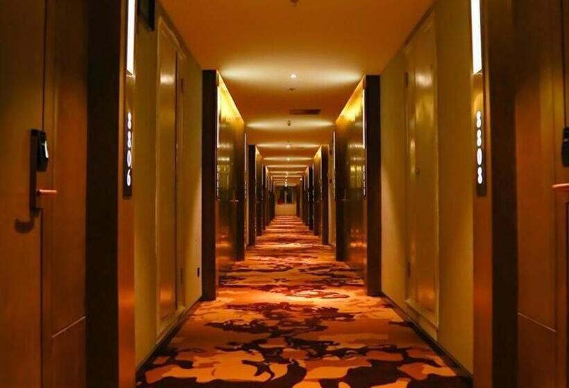 호텔 James Joyce Coffetel·changchun Railway Station