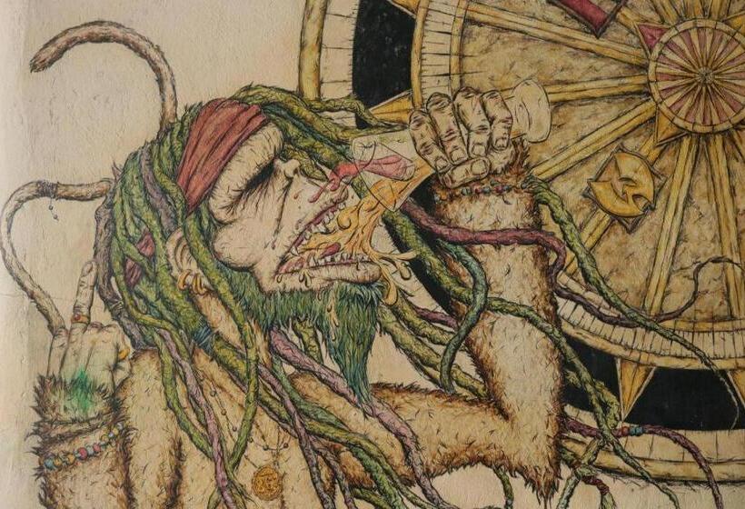 Отель Mad Monkey Koh Rong Samloem