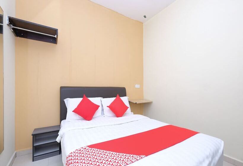 בית מלון כפרי Q  Mentakab