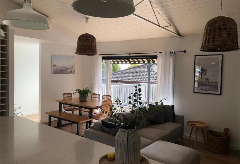 Jetty Road Beach House