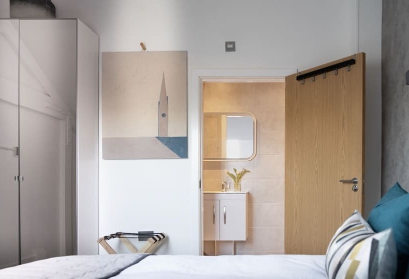 Luxury Apartment In The Heart Of Leicester With Parking