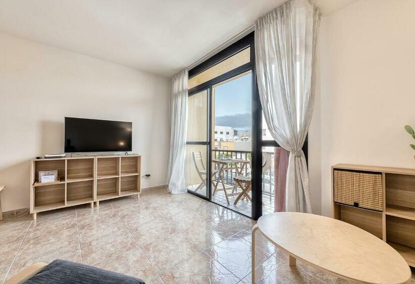 New Cute Apartment At Salinetas Beach