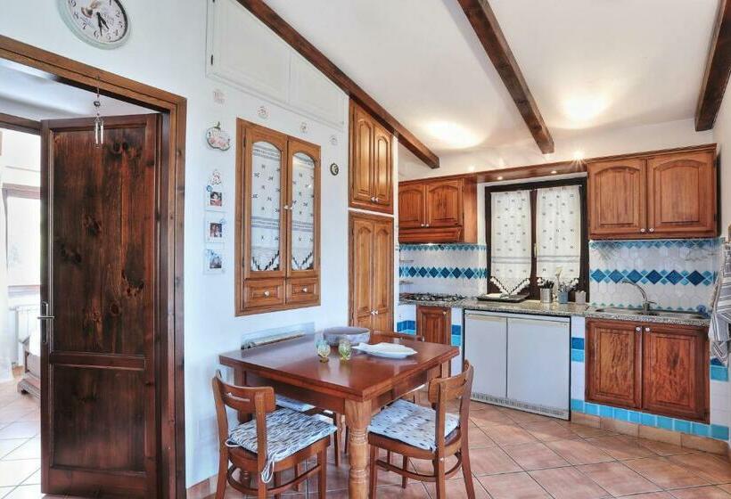 Pinvilla By Domusaway