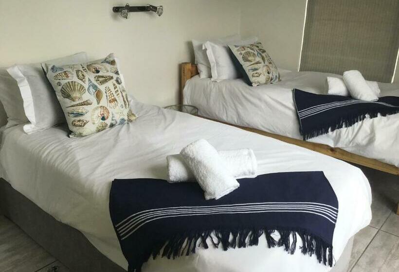 Sa Shores 32 On George Road Britannia Bay