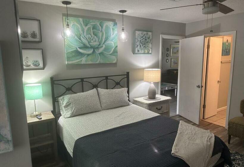 Destin Y 30a Beach Retreat Self Checkin   Huge Private Backyard Deck With Outdoor Shower