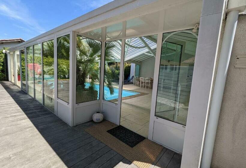 Villa  Andercool  Avec Piscine Utilisable En Toutes Saisons