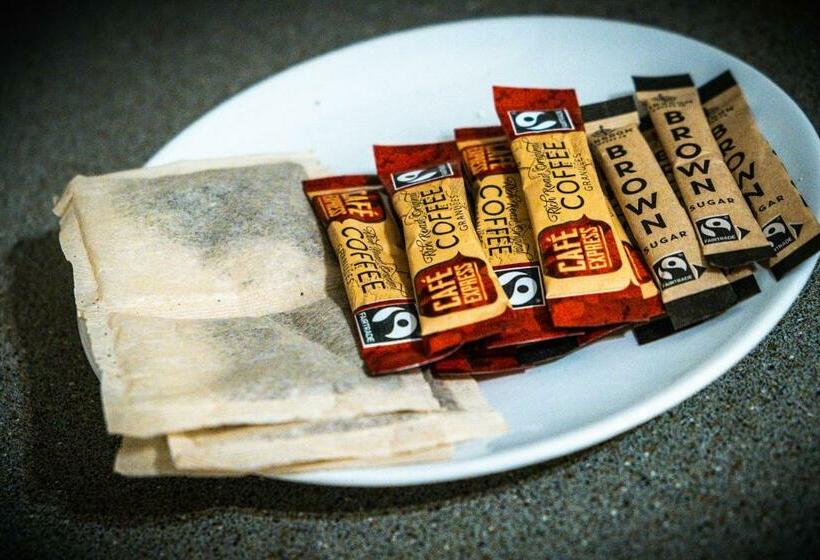 Zen Suite City Centre Apartment By Your Prefect Stay Short Lets Birmingham With Dedicated Work Space