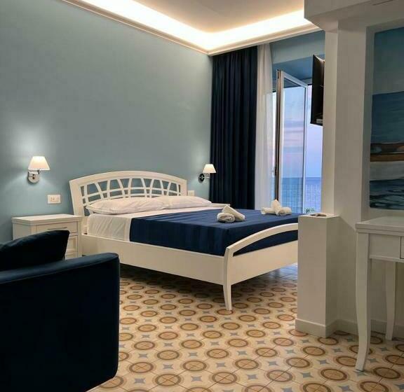 تختخواب و صبحانه Antica Dimora Del Mare   Luxury Suite