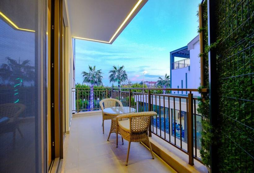 تختخواب و صبحانه Eden Nest Exclusive