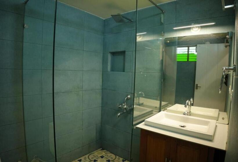 Cascara Beach Resort