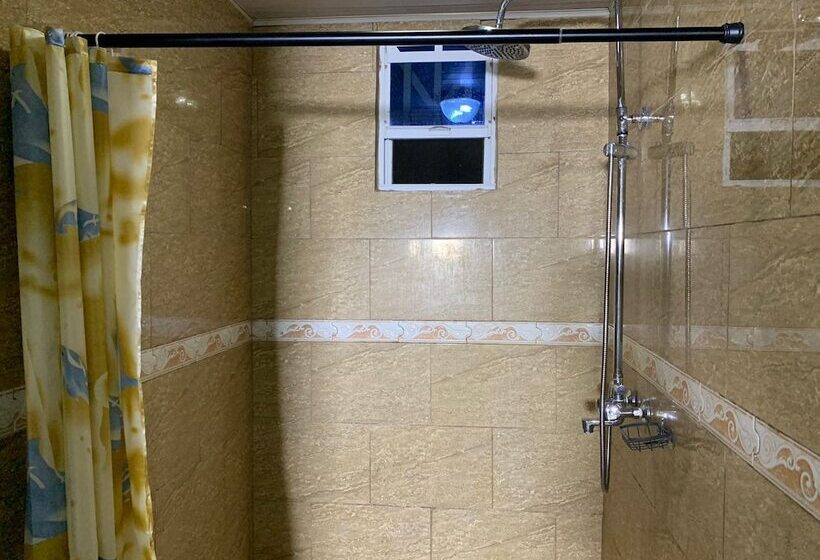 Charming 1 Bed House In Georgetown