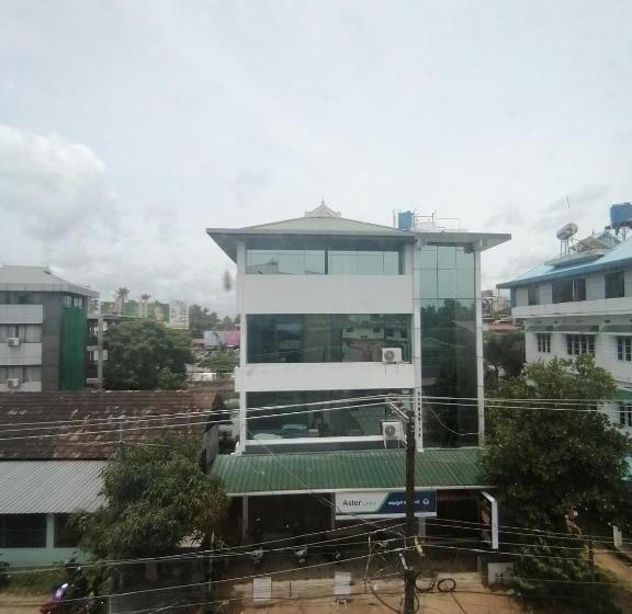 Green Garden Apartments