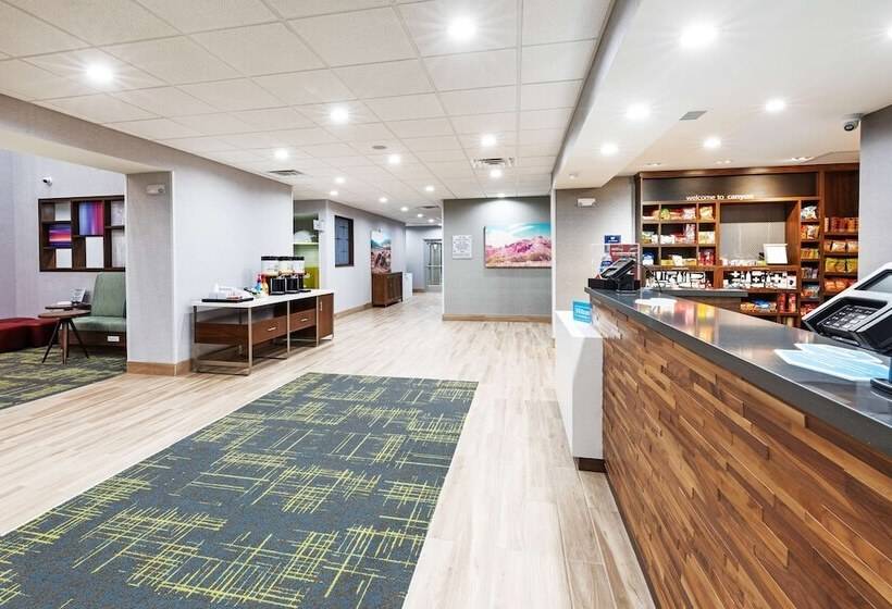 ホテル Hampton Inn & Suites Canyon
