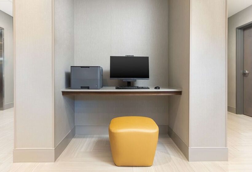 فندق Hampton Inn & Suites Santa Rosa Sonoma Wine Country