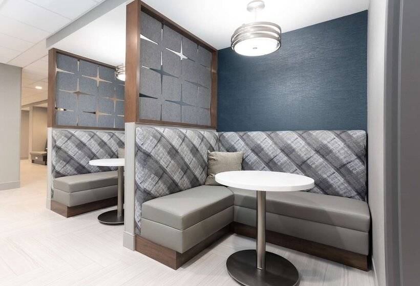 فندق Hampton Inn & Suites Santa Rosa Sonoma Wine Country