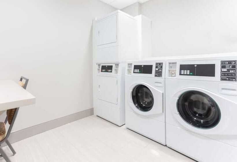 فندق Hampton Inn & Suites Santa Rosa Sonoma Wine Country