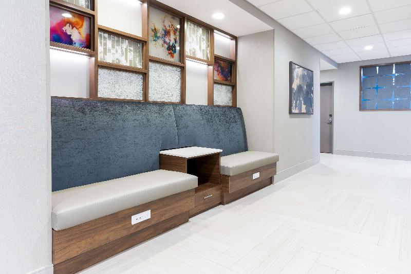 فندق Hampton Inn & Suites Santa Rosa Sonoma Wine Country