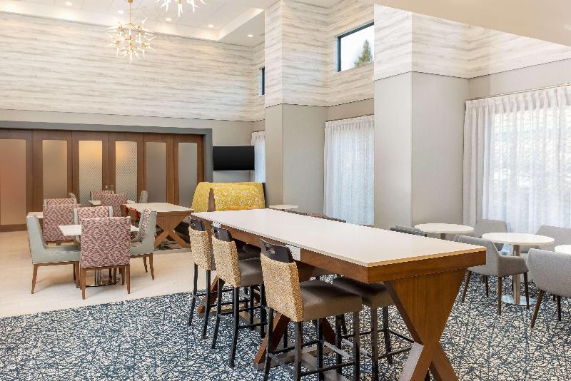 فندق Hampton Inn & Suites Santa Rosa Sonoma Wine Country