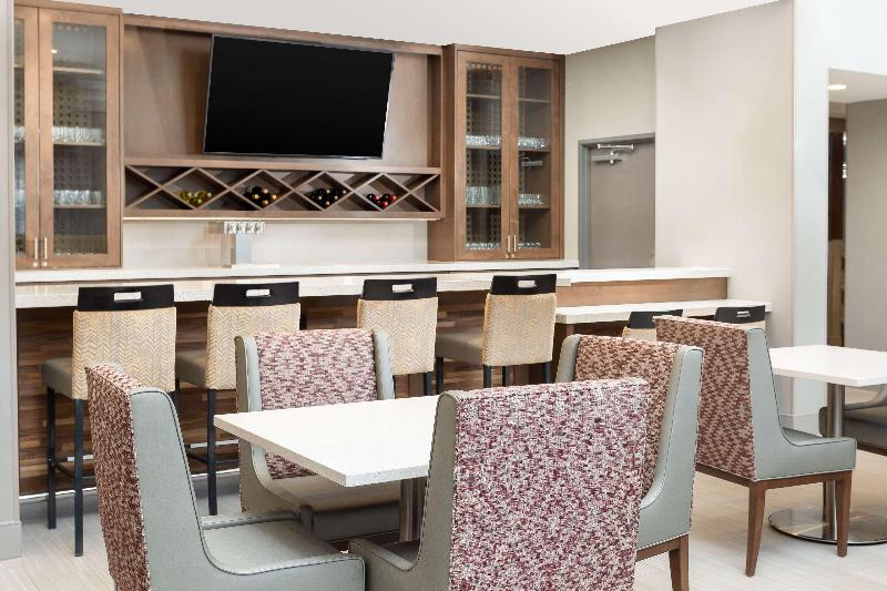 فندق Hampton Inn & Suites Santa Rosa Sonoma Wine Country