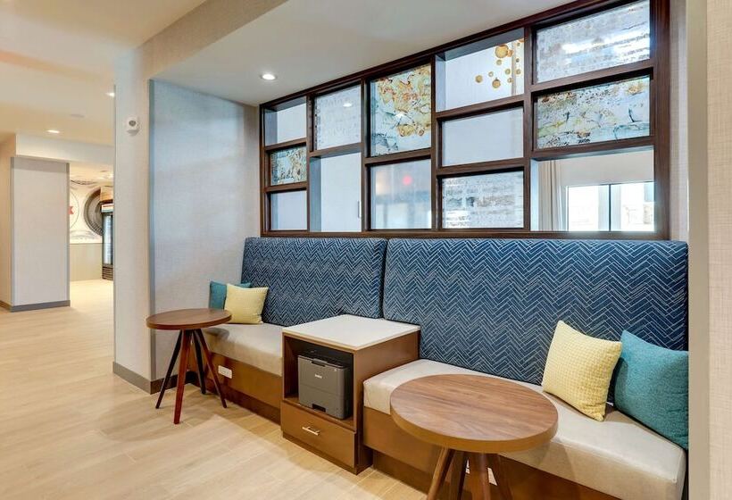 فندق Hampton Inn & Suites Weatherford