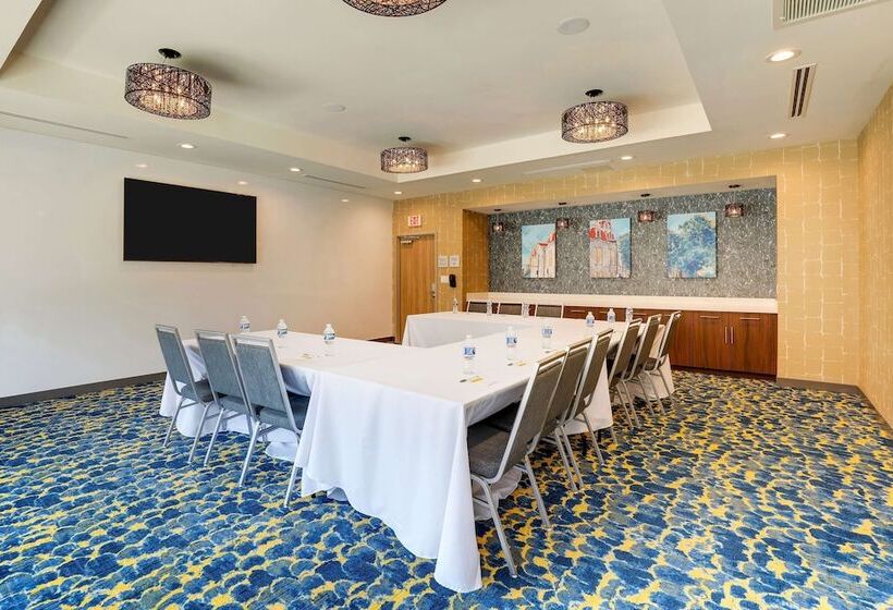 فندق Hampton Inn & Suites Weatherford